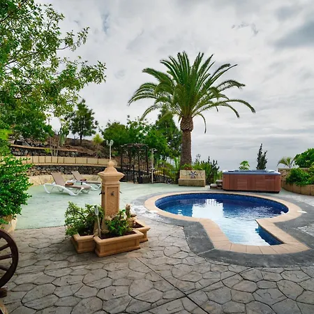 Carlitos By Vista Gomera אדחה