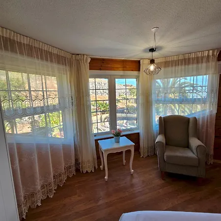 Carlitos By Vista Gomera * Costa Adeje (Tenerife)