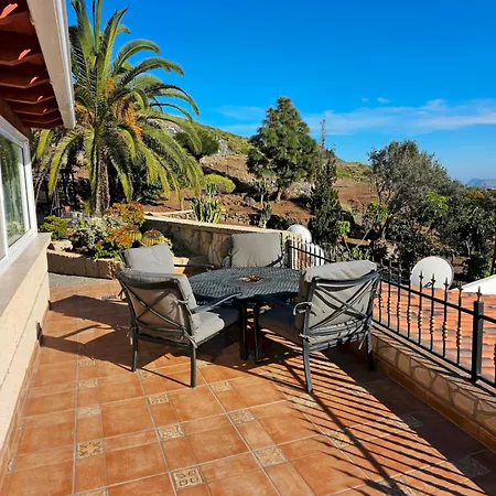 Carlitos By Vista Gomera